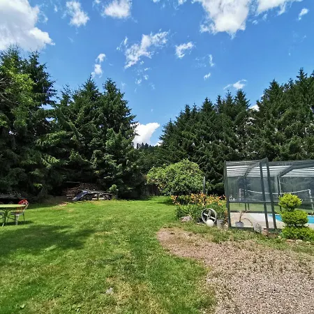 De La Bourbatte Holiday home *